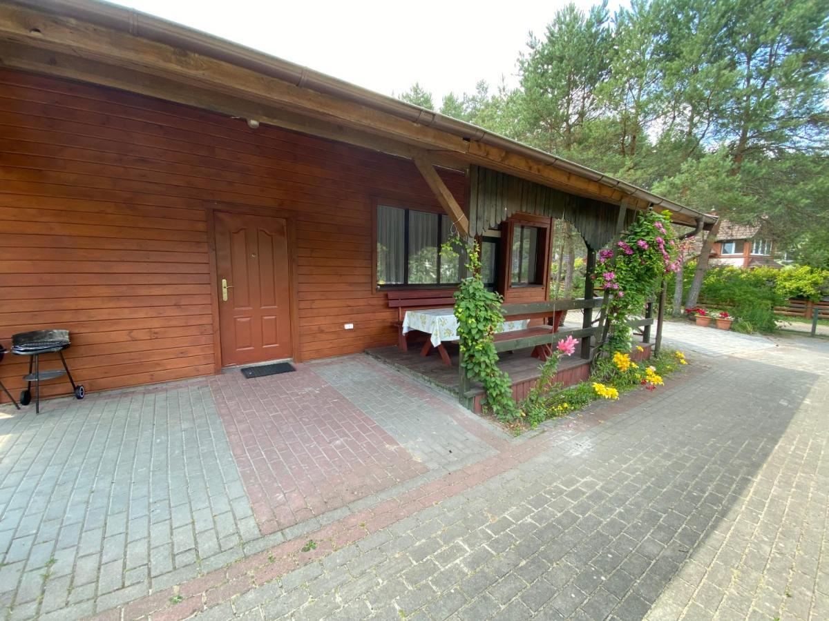 Domek Letniskowy Nad Jeziorem Wiejskim Lakie Exterior photo