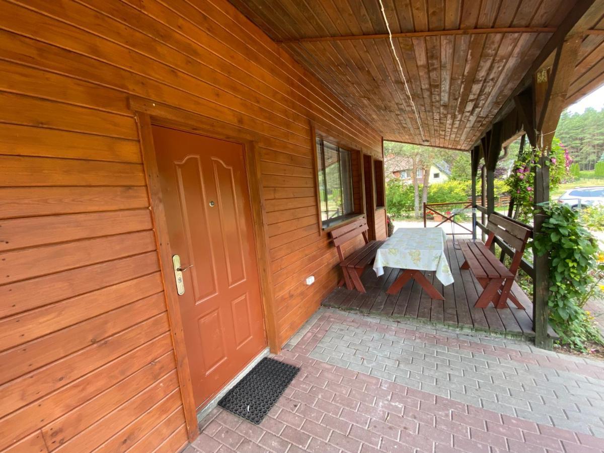 Domek Letniskowy Nad Jeziorem Wiejskim Lakie Exterior photo
